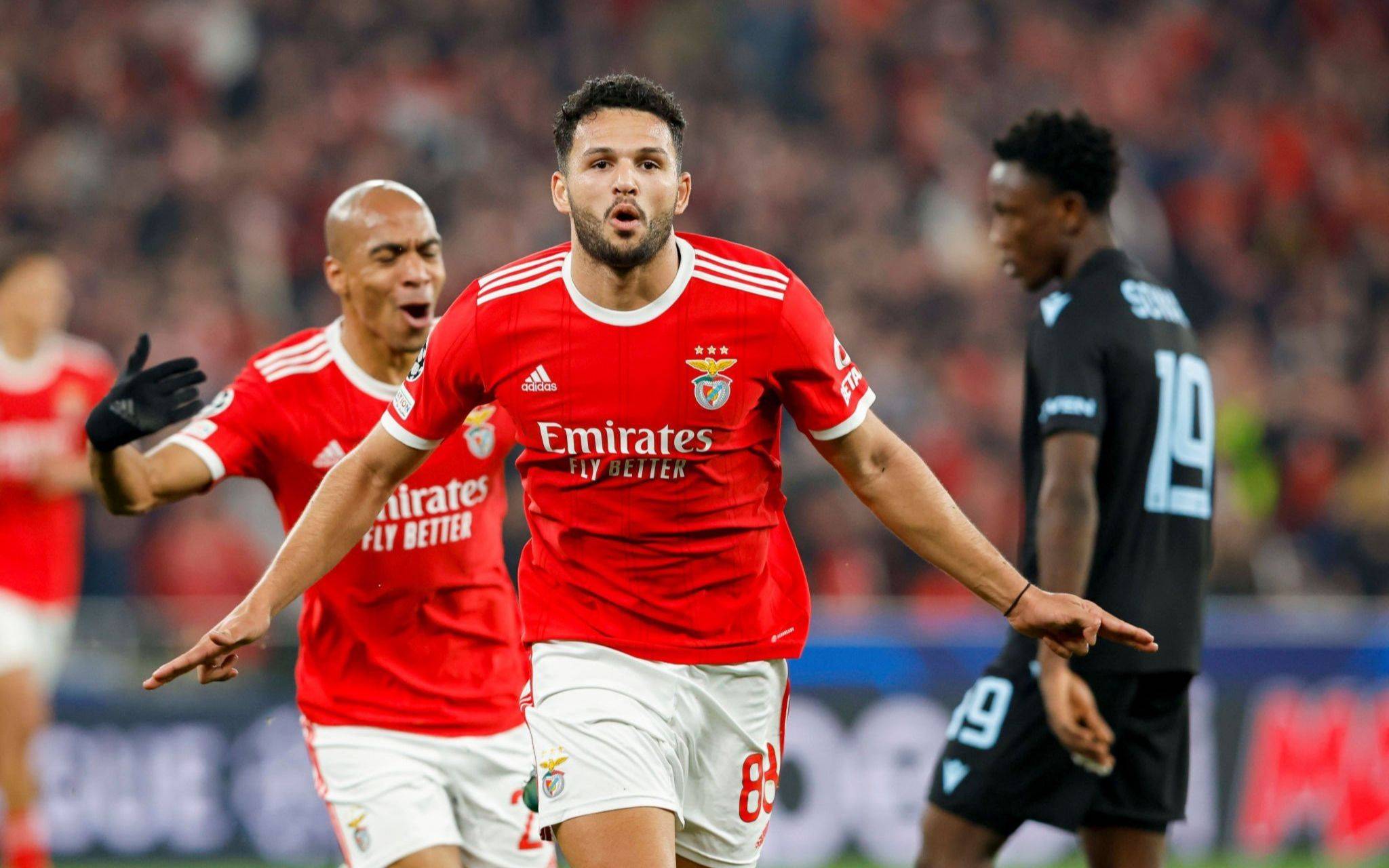 马赛清晨官宣签约；志在葡超名次提升；气氛紧张；资深球员宣示担当的简单介绍