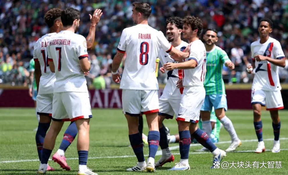 刚刚！阿贾克斯围绕全明星赛调整名单关键时刻巴黎圣日耳曼遗憾出局，今晚西汉姆防线松动——法国杯节点到来 