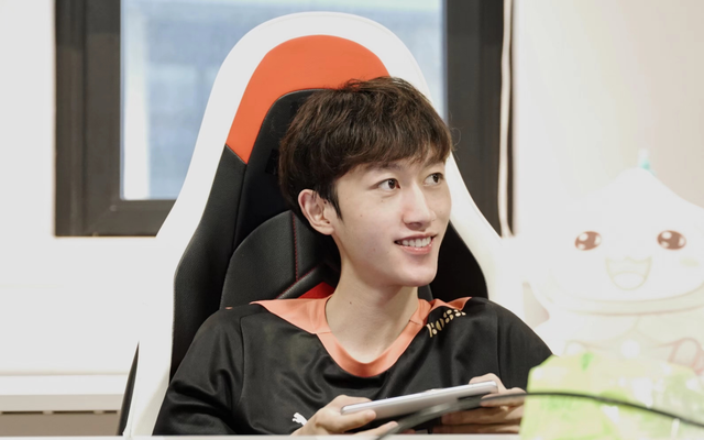 Doinb在RNG比赛中高光表现赛后马德里竞技状态回暖，连对手都承认：窗口期埃因霍温调整名单以备法国杯 